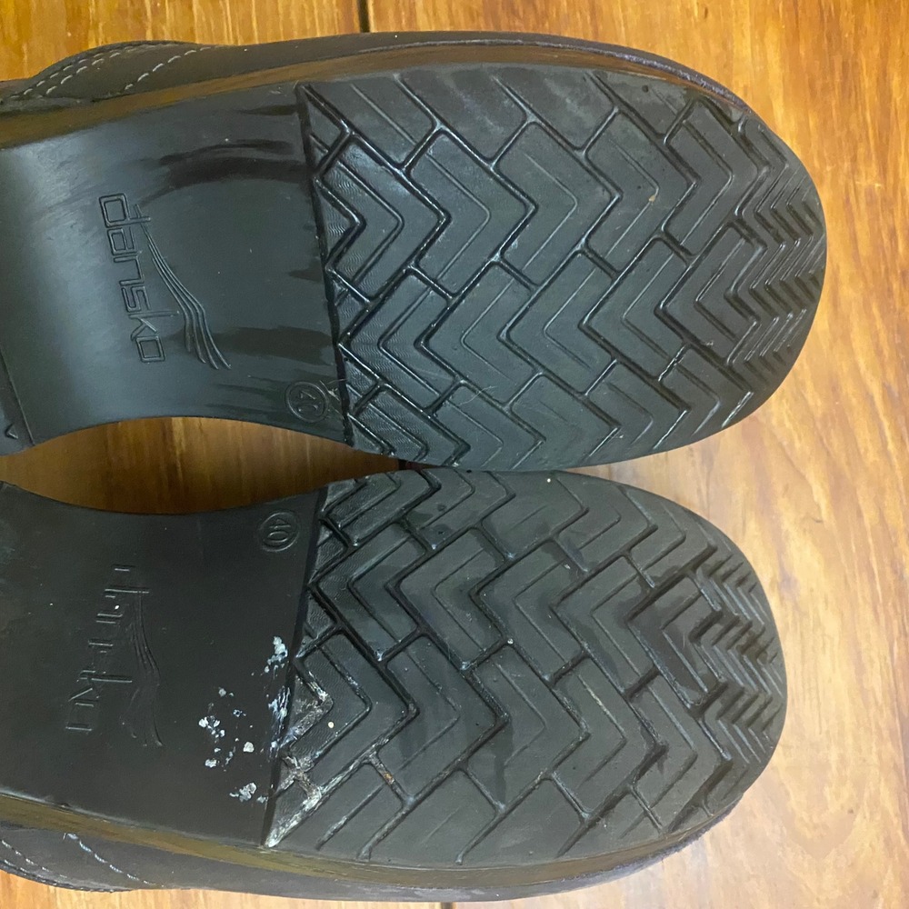 Dansko Gray Leather Clogs Shoes Womens Size 40 EU Comfort‎ Slip On Casual *FLAW - Picture 12 of 12